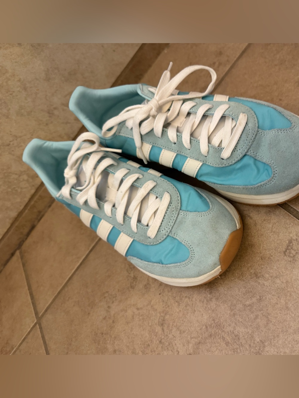 adidas Women's Light Blue and White Retro Runner Sneakers
